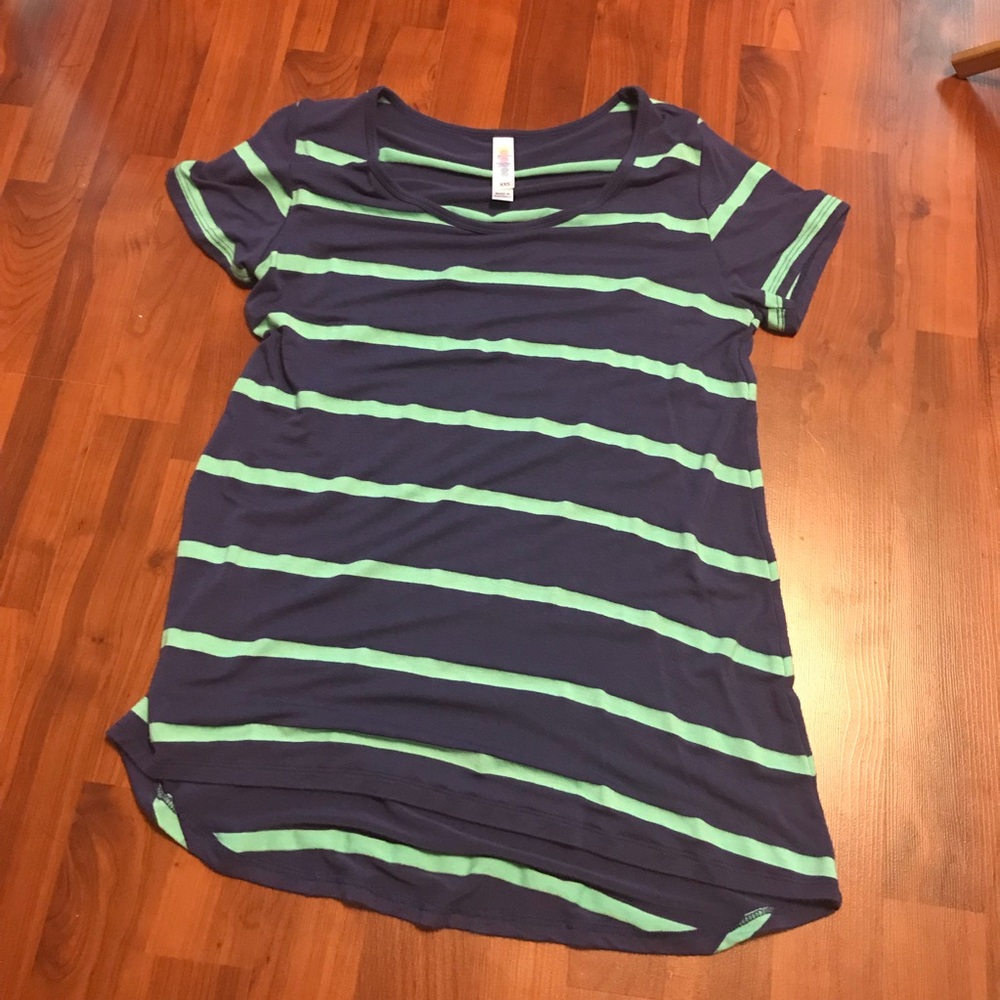 LulaRoe classic T